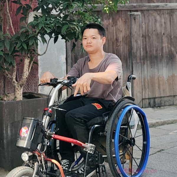 33岁岁湖北单身帅哥 - 枣庄吉缘网