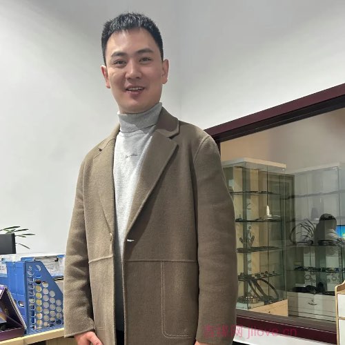 32岁岁四川单身帅哥 - 枣庄吉缘网